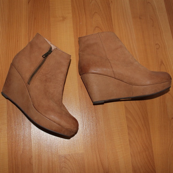 Aldo Sz 8 Brown Leather Platform Boots Round Toe - Picture 6 of 8